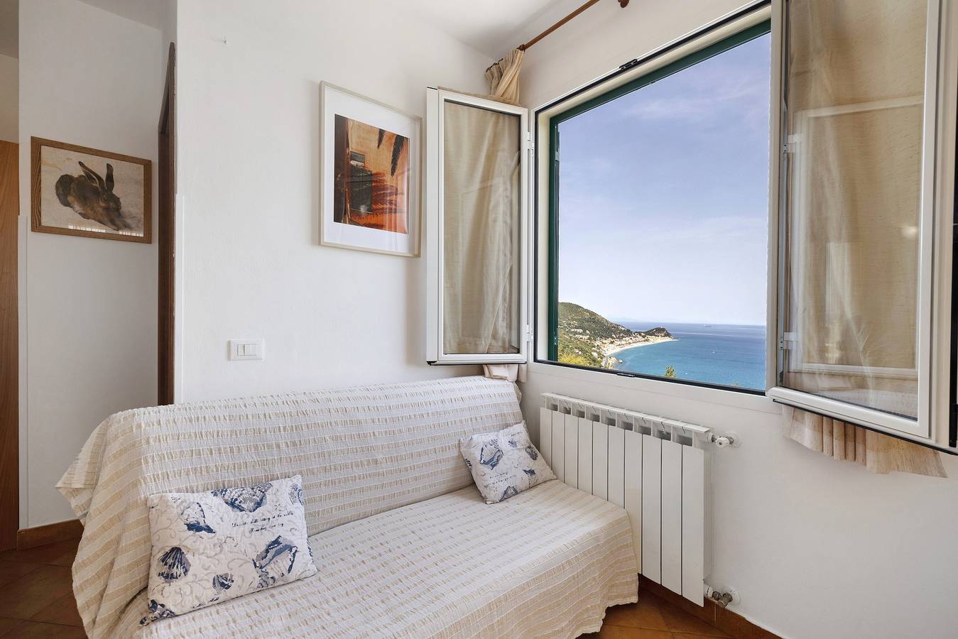 Ganze Wohnung, Ferienwohnung 'La Realidad 6' mit Gemeinschaftspool, Wlan und Klimaanlage in Finale Ligure, Finale Ligure Gemeinde