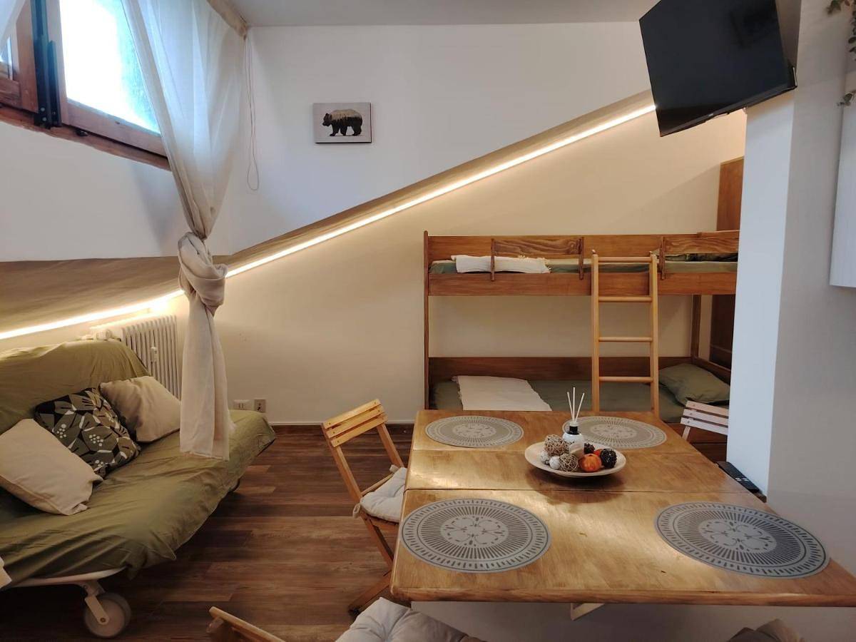 Appartamento intero, Chalet di Borgata - Fronte Piste in Sestriere città, Via Lattea