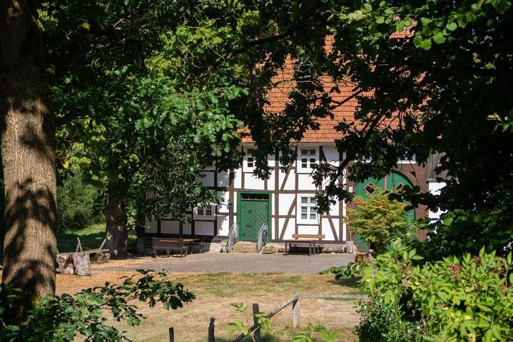 Ferienhaus für 15 Personen, mit Garten und Ausblick sowie Seeblick, mit Haustier im Teutoburger Wald - 2