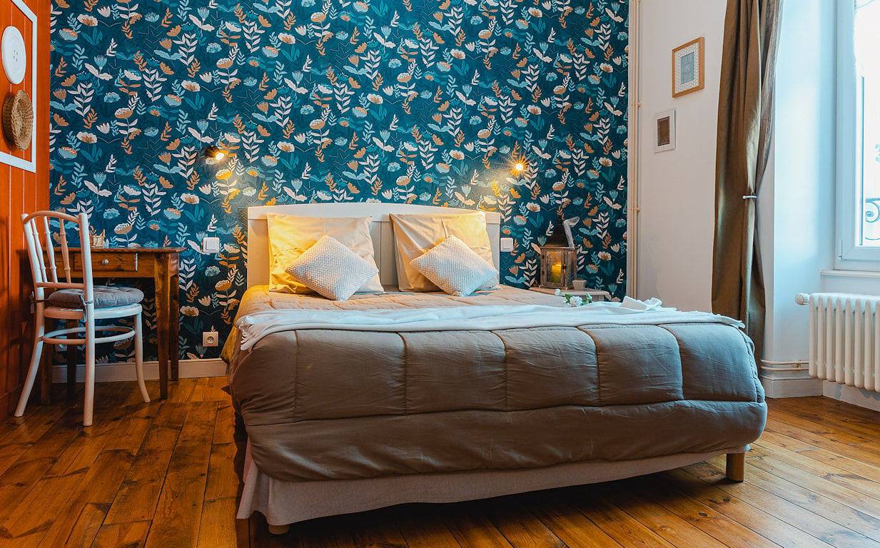 Chambre d'hôtes les 4 Saisons - Chambre Eté in Mandailles-Saint-Julien, Région d'Aurillac