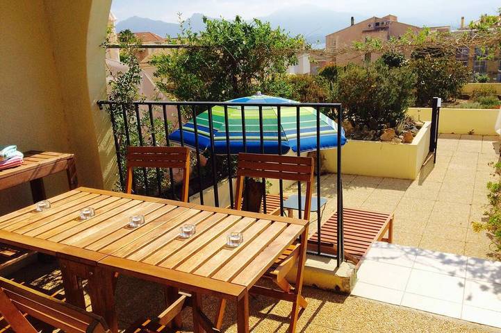 Ferienwohnung für 4 Personen, mit Terrasse in Calvi