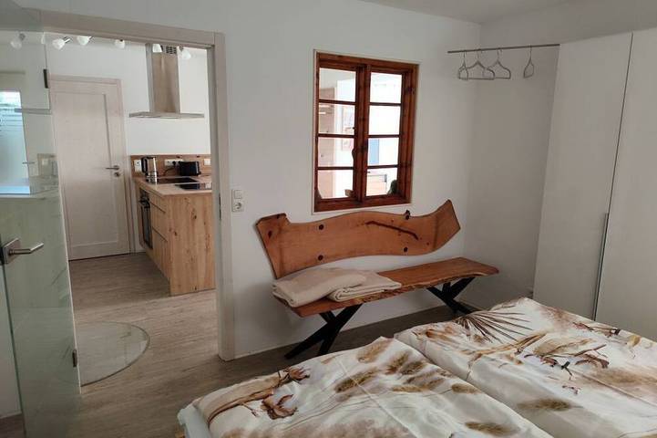 Ganze Wohnung, Moderne helle Fewo Grüntensicht für 2. Personen Bergsicht und Wiesen laden ein. in Durach, Bayerisch Schwaben