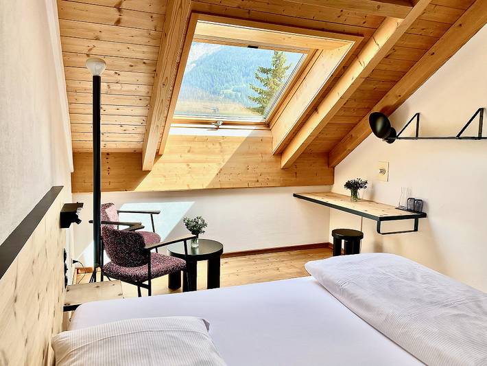 Hotel Central La Fainera Sa - Doppelzimmer Piz Dora in Valchava, Val Müstair
