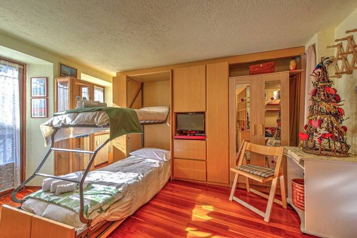 Gîte pour 2 personnes, avec balcon/terrasse à Courmayeur - 2