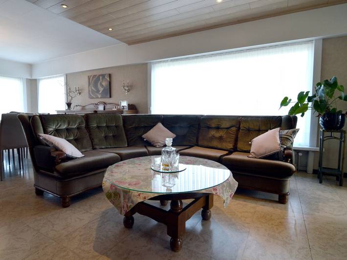 Location de vacances pour 9 personnes, avec Balcon/Terrasse et Terrasse ainsi que Jardin et Sauna à Dentergem