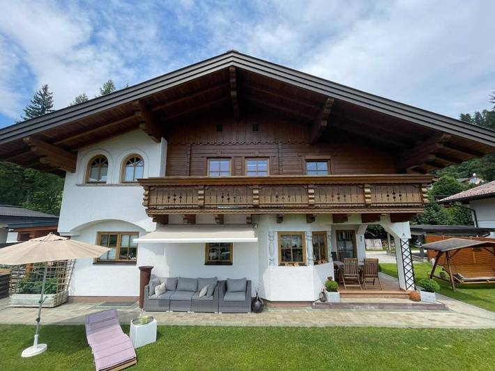 Ferienwohnung für 5 Personen, mit Balkon und Garten sowie Ausblick in Altenmarkt im Pongau
