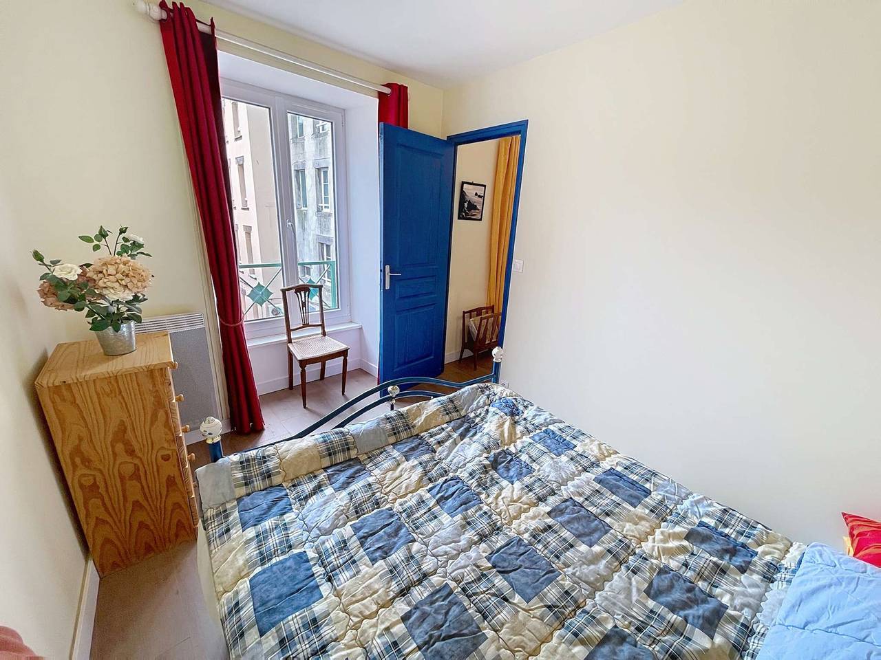Apartamento entero, Apartamento con ascensor, en centro, cerca de la playa, Wifi gratuito in Granville, Côte de la Déroute