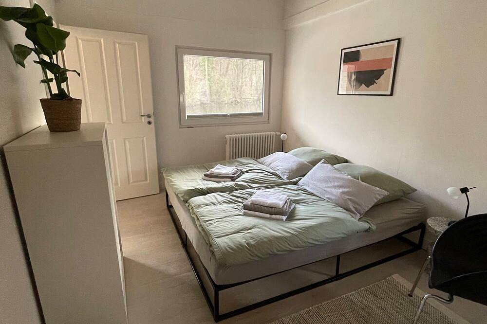 Seebungalow-Traar: Mit Steg, Hot Tub & Kamin in Krefeld, Niederrhein