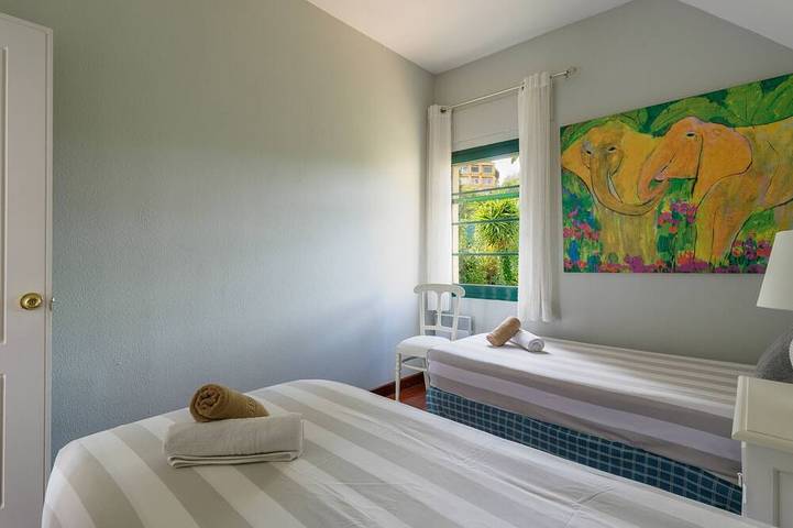 House with cozy garden BBQ and free parking in San José de las Vegas, Santa Brígida
