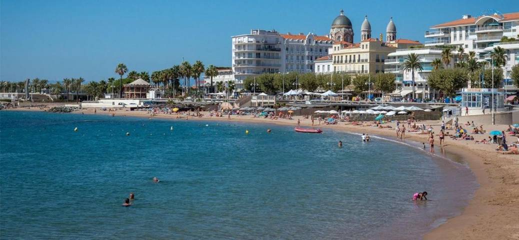 Gîte pour 4 personnes, avec balcon dans Plage Beau Rivage Saint Raphael - 4