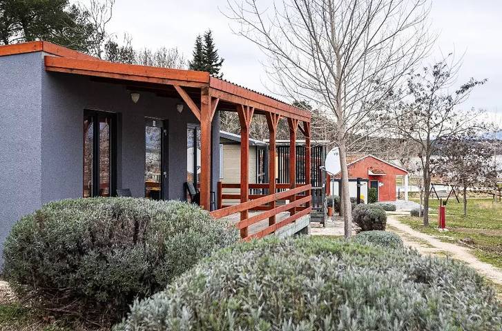 Camping für 6 Personen, mit Terrasse und Pool in Zadar - 4