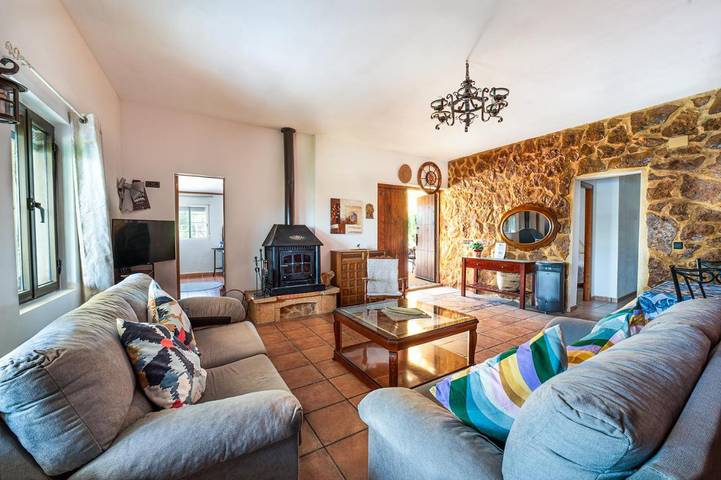 Casa de vacaciones para 5 personas, con vistas además de jardín y piscina en Provincia de Valencia - 3