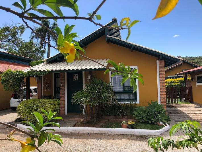 Vacation house for 5 people, with yard and balcony in Brazil