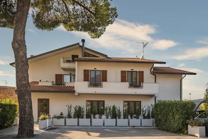 Maison d’hôte pour 4 personnes, avec jacuzzi et jardin à Assise - 3