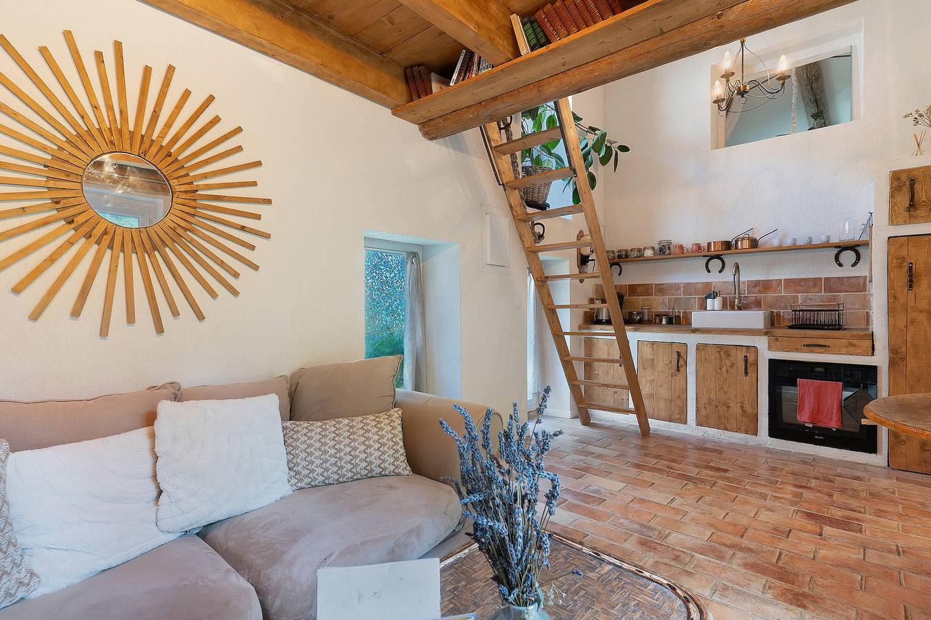 Ferienhaus 'Maison En Pierre Chevaux' mit Wlan im Luberon, Nähe Lourmarin in Puyvert, Regionaler Naturpark Luberon