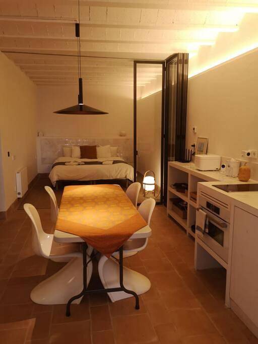 Gîte pour 2 personnes, avec piscine ainsi que jardin et vue à Alella - 3