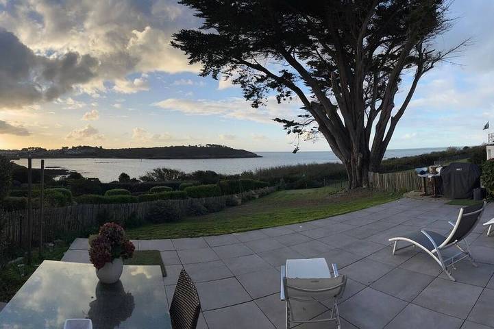 Location de vacances pour 8 personnes dans Port Navalo