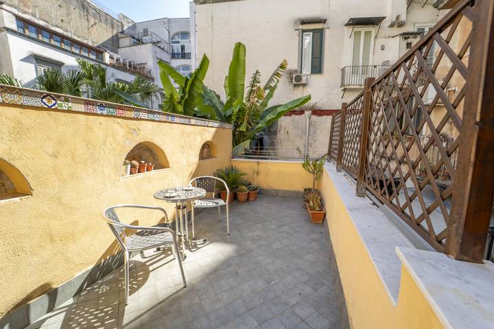 Apartament wakacyjny dla 9 osób, z taras w Neapol