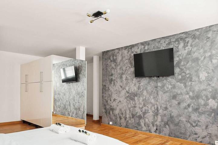 Apartamento entero, Loft atelier 120m2 - duplex - Bois de Vincennes in Fontenay-sous-Bois, Valle del Marne