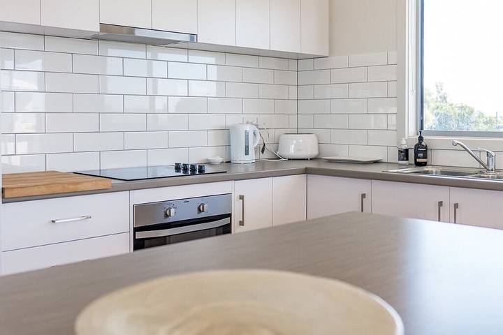 Holiday home for 14 people, with garden and balcony in Goolwa Beach