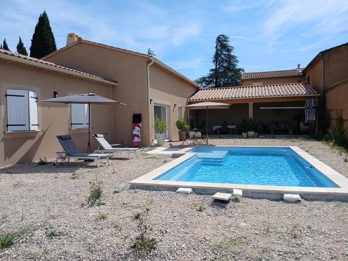 Casa de vacaciones para 4 personas, con jardín además de vistas y piscina - 1