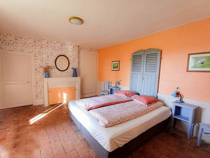 Maison 'La Seganjotte' avec jardin privé clôturé et Wi-Fi in Nièvre