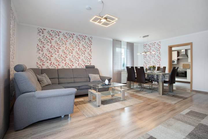 Bungalow für 6 Personen, mit Garten