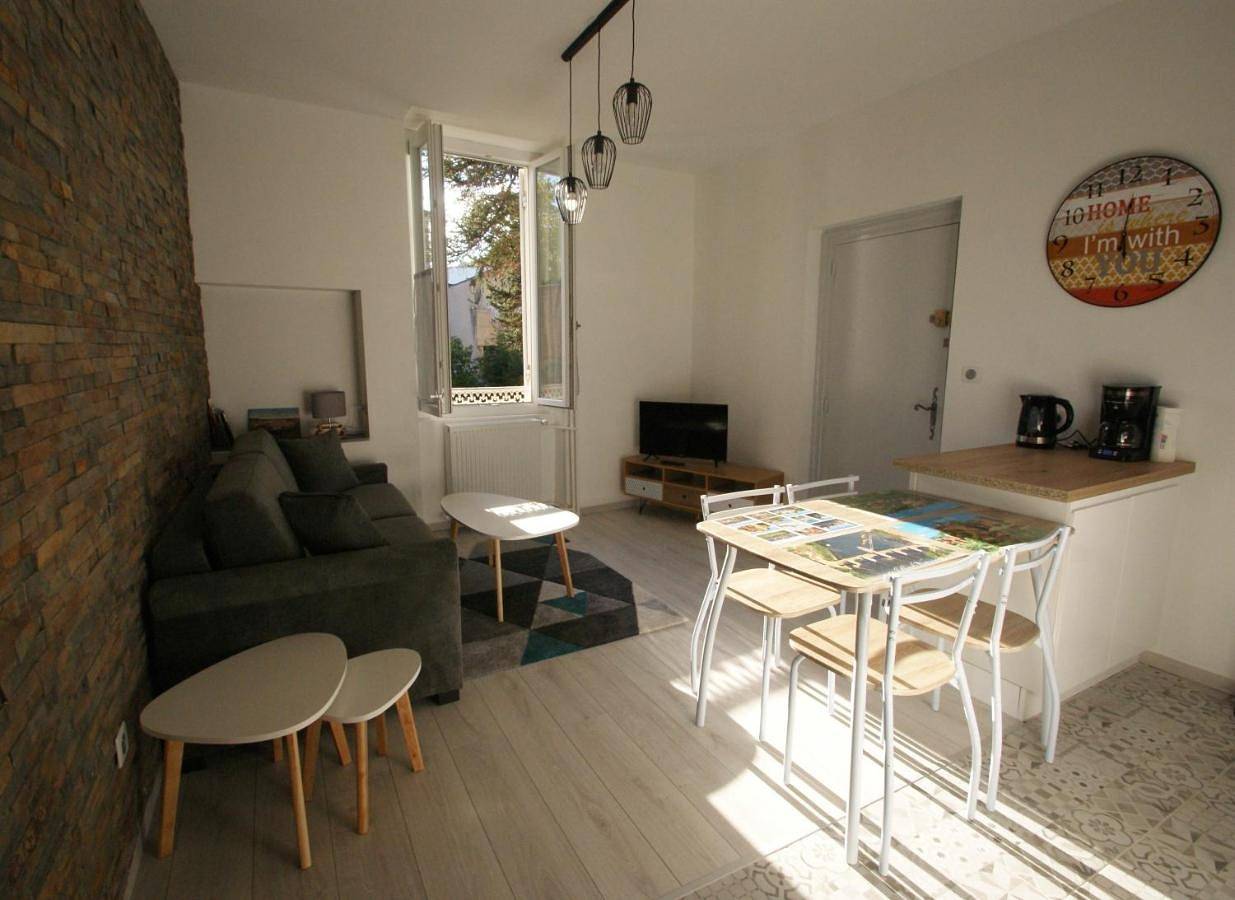 Appartement entier, Lot Of Bed in Cahors, Quercy
