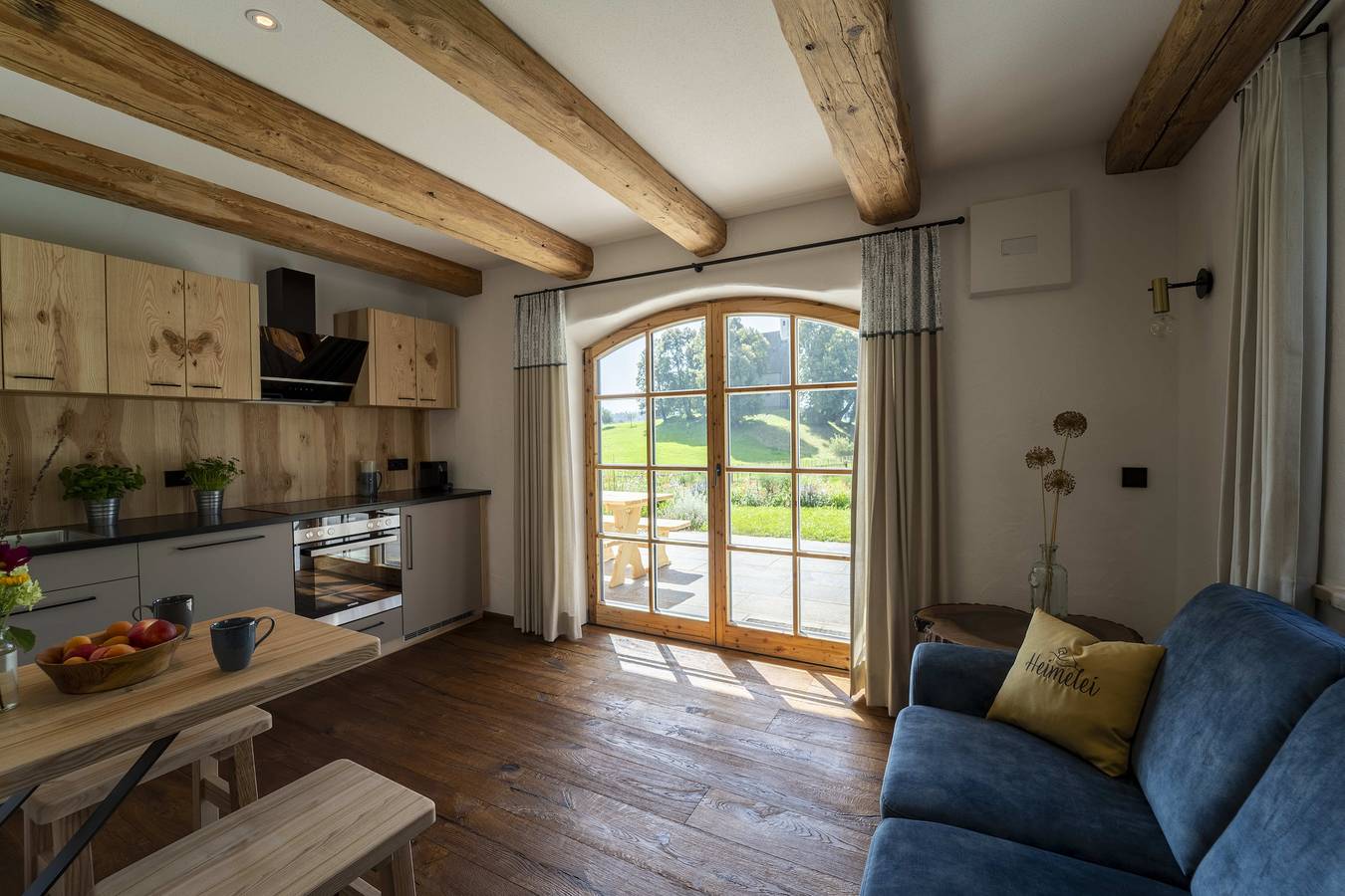 Ganze Ferienwohnung, Heimelei - Ferienwohnung "Liesl" - Handicapfreundliche Ferienwohnung im Erdgeschoss in Surberg, Chiemsee