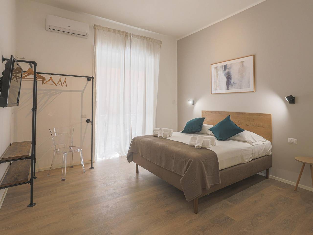 Charming room in the center of Salerno in Salerno, Costa tirrenica Campania