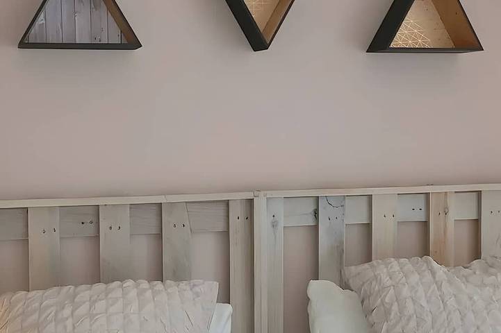 Chambre d’hôte pour 2 personnes, avec jardin et jacuzzi dans le Cantal - 2