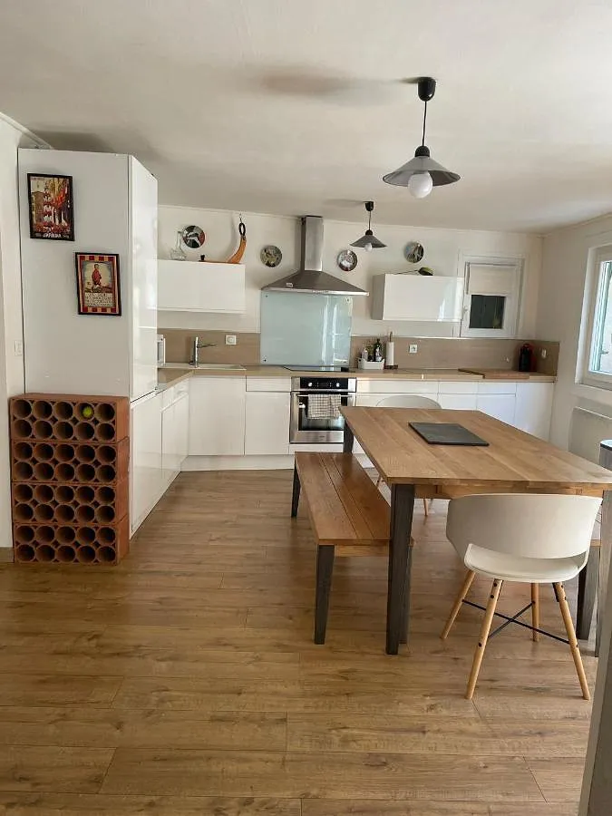 Holiday home for 10 people, with balcony - 1