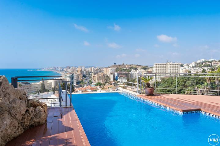 Ferielejlighed for 6 personer, med havblik og balkon - 1