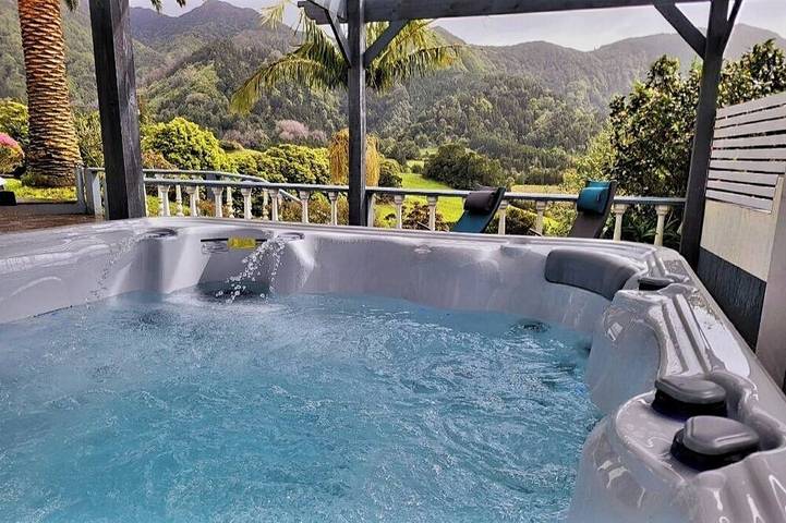 Ferienhaus für 8 Personen, mit Whirlpool und Garten - 1