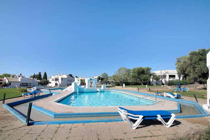 Casa de férias para 4 pessoas, com jardim em Pedras d'El Rei