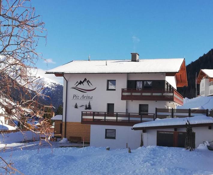 Ferienwohnung für 3 Personen, mit Terrasse und Garten in Galtür