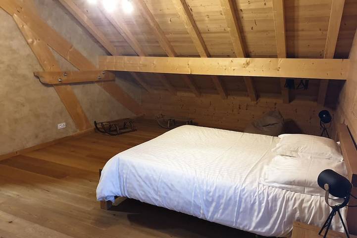 Location de vacances pour 7 personnes, avec terrasse à Rochejean - 3