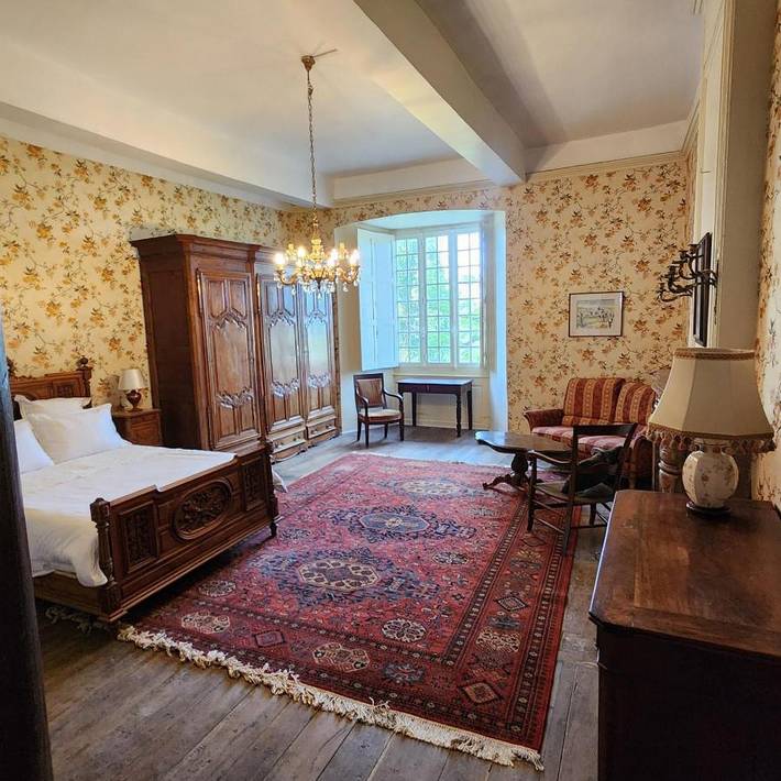 Location de vacances pour 2 personnes, avec Terrasse ainsi que Jardin et Vue à Trévien