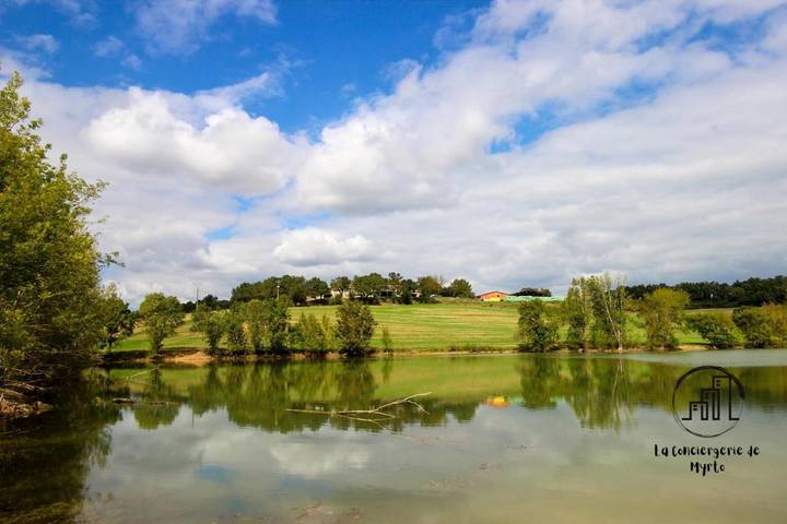 Location de vacances pour 6 personnes, avec Balcon et Jacuzzi ainsi que Terrasse et Jardin à Sainte-Croix (Tarn) - 2