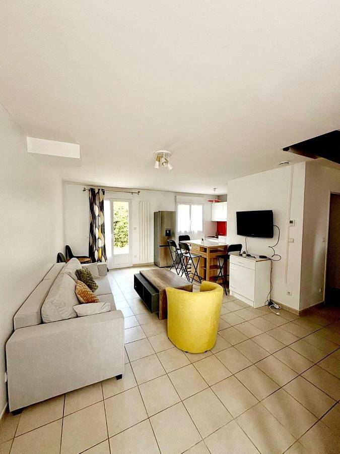 Location de vacances pour 6 personnes, avec terrasse à Darnétal - 2