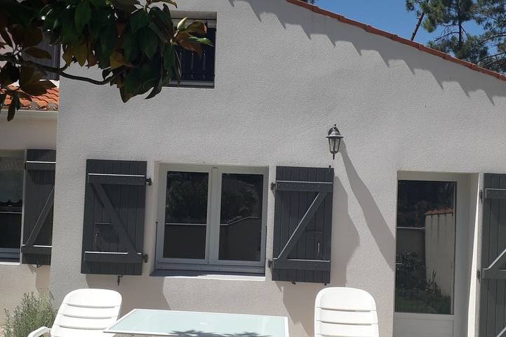 Gîte pour 4 personnes, avec jardin dans Office De Tourisme De La Faute Sur Mer