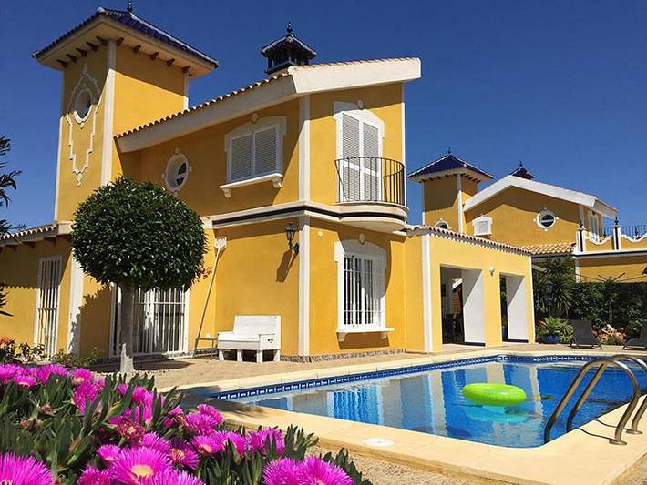Casa de vacaciones para 7 personas, con vistas además de jardín y piscina, Familias con niños - 1