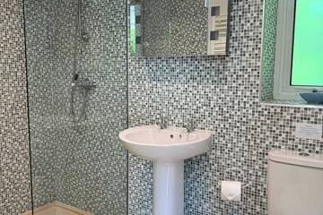 Lodge for 2 People in Bath, The Cotswolds, Photo 2