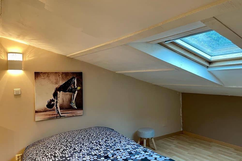 Haus mit Pool im üppigen Grün in Lodève, Lodève und Umgebung