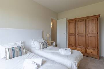 Villa for 8 People in Valbonne, Cannes region, Photo 4
