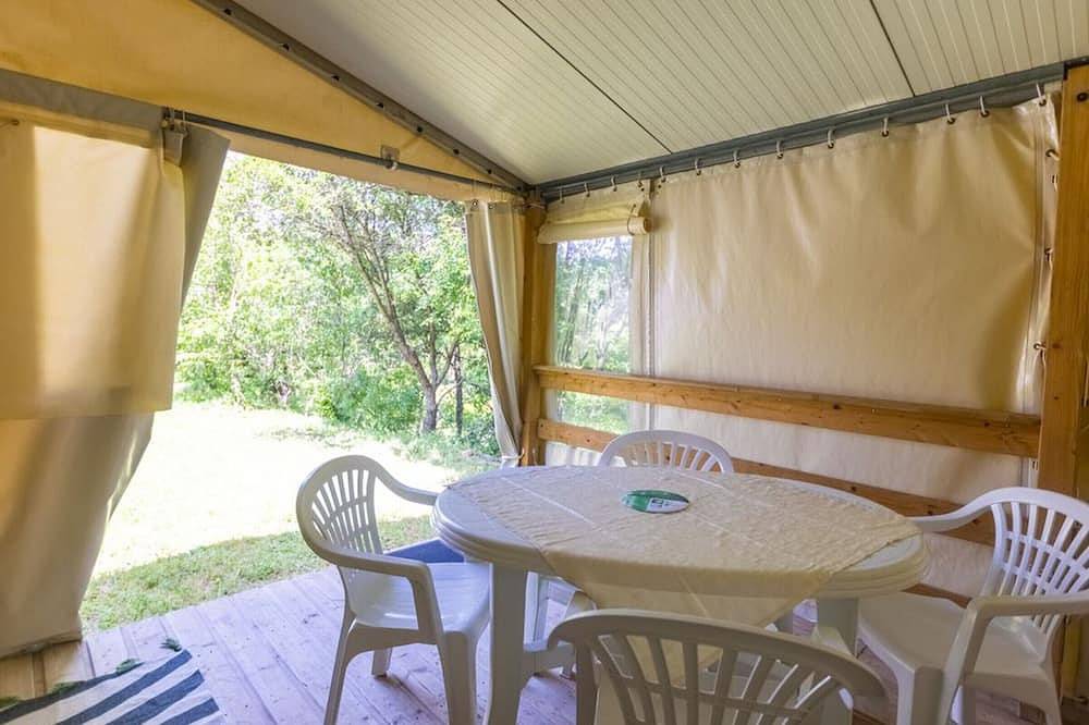 Canvas & Wood Tent - 2 Bedrooms, Terrace in Fenouillet, Parc naturel régional Corbières-Fenouillèdes