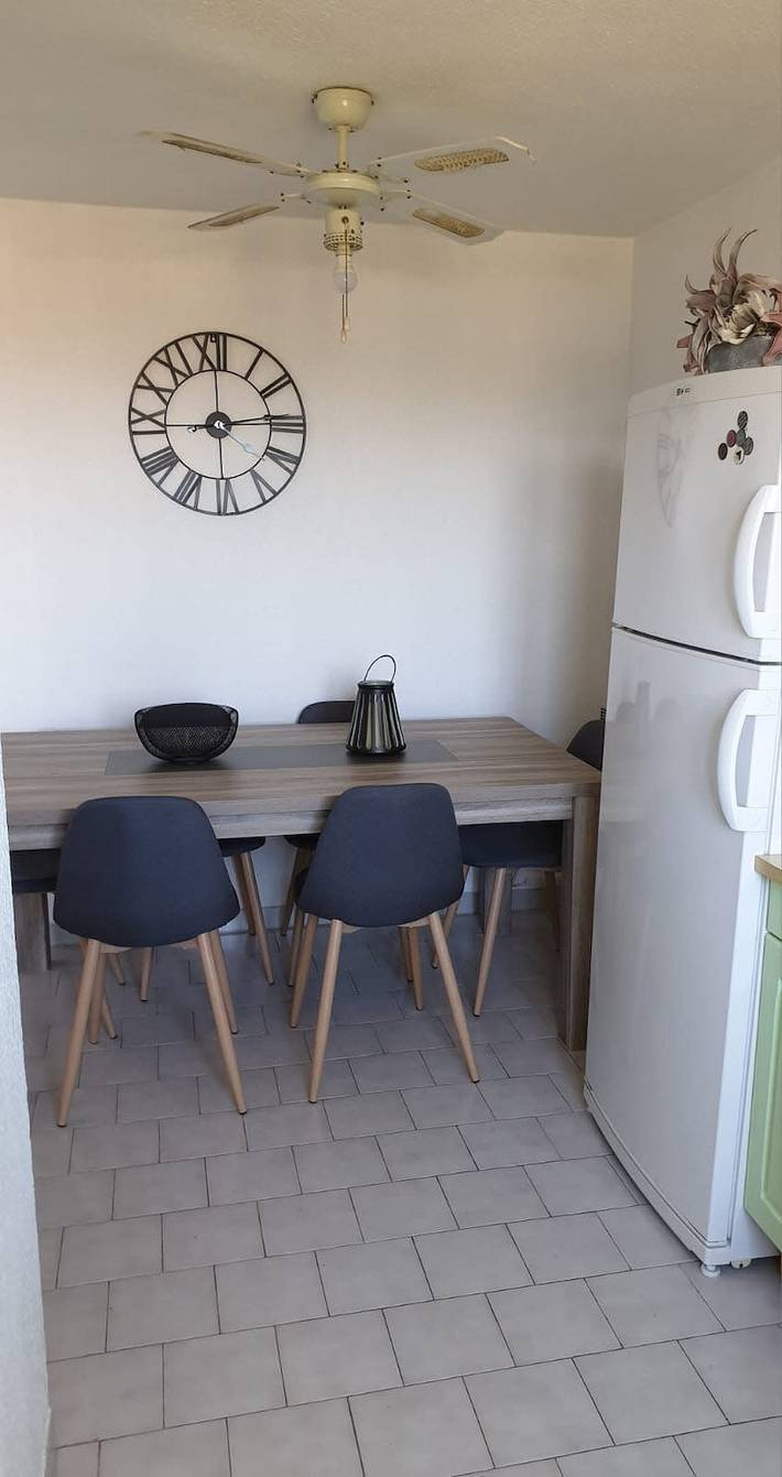 Ganze Wohnung, Ferienwohnung für 4 Personen mit Terrasse in La Seyne-sur-Mer, Mittelmeerküste (Frankreich)