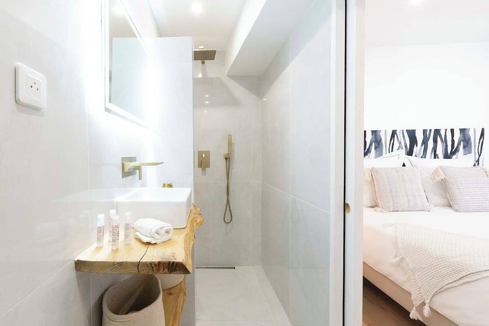 Ganze Wohnung, Studio, 200 m de la Plage et à Proximité du Centre du Village de Saint Tropez in Ramatuelle, Draguignan Region