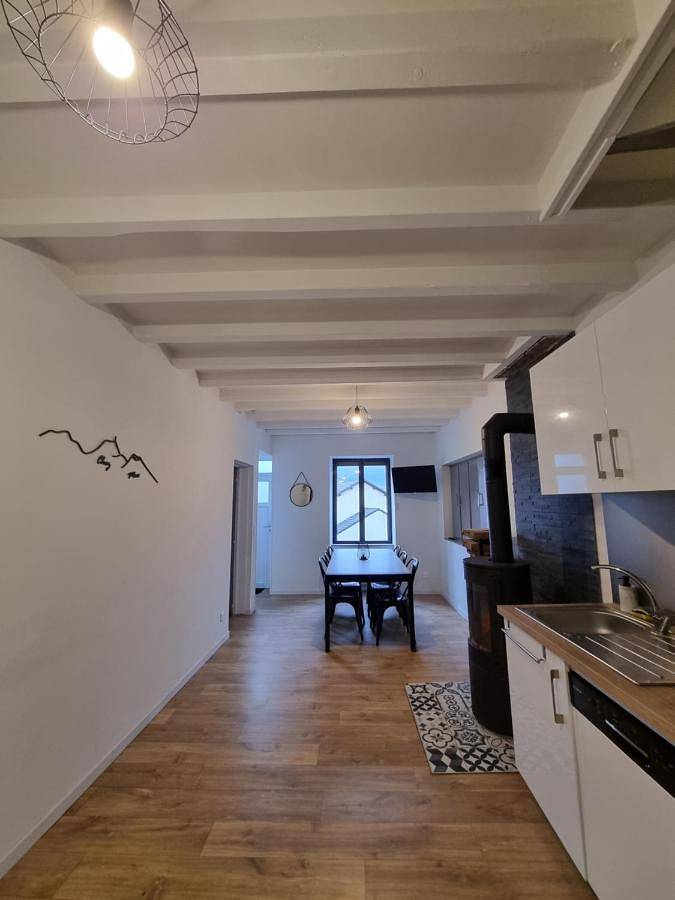 Location de vacances pour 6 personnes, avec terrasse à Nébouzat - 2