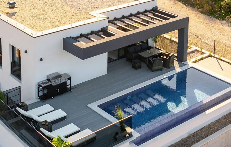 Apartment am Meer mit Pool, Terrasse und Parkplatz in der Nähe des Strandes Bilin Žal in Lumbarda, Korcula